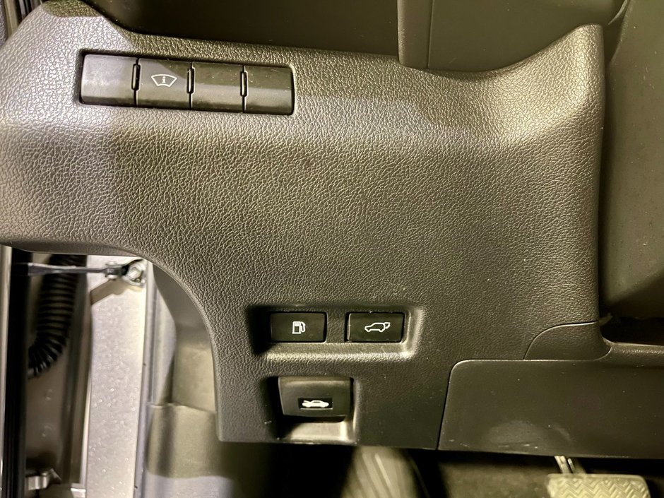2019 Lexus UX 250h-21