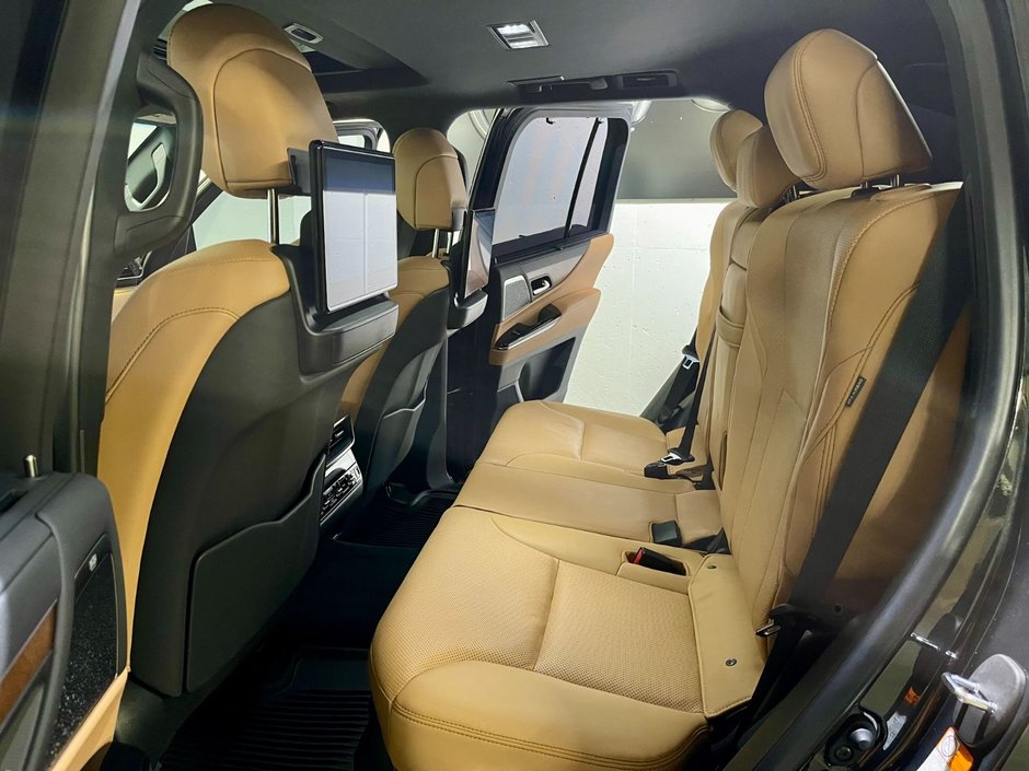 2023 Lexus LX 600 LUXURY PACKAGE-9