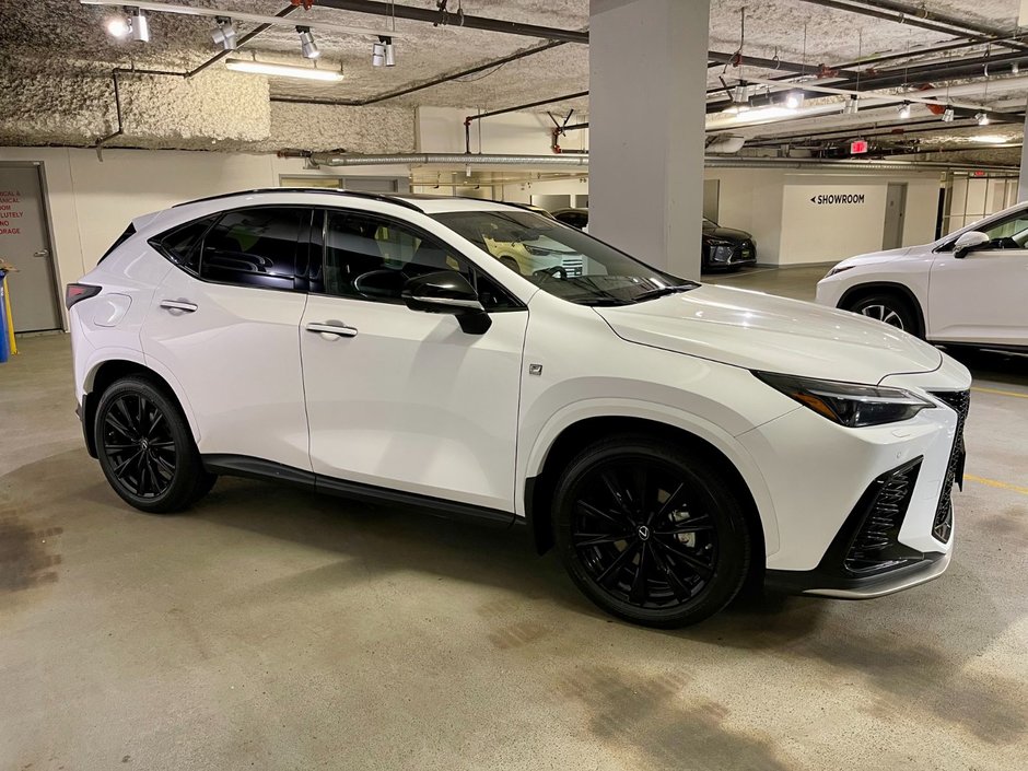 2022 Lexus NX 450h+ F SPORT 3-3