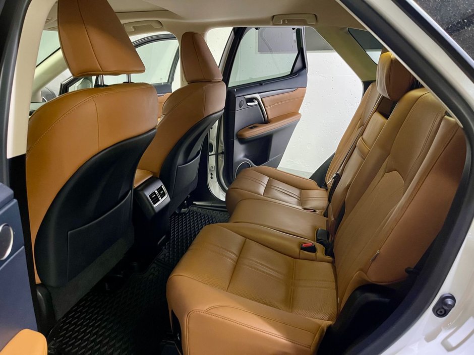 2022 Lexus RX 350 L LUXURY PACKAGE-8