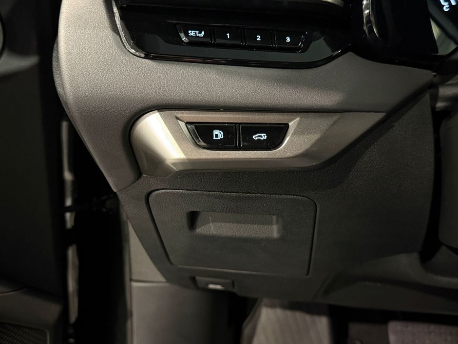 2023 Lexus RX 350h Ultra Luxury-18