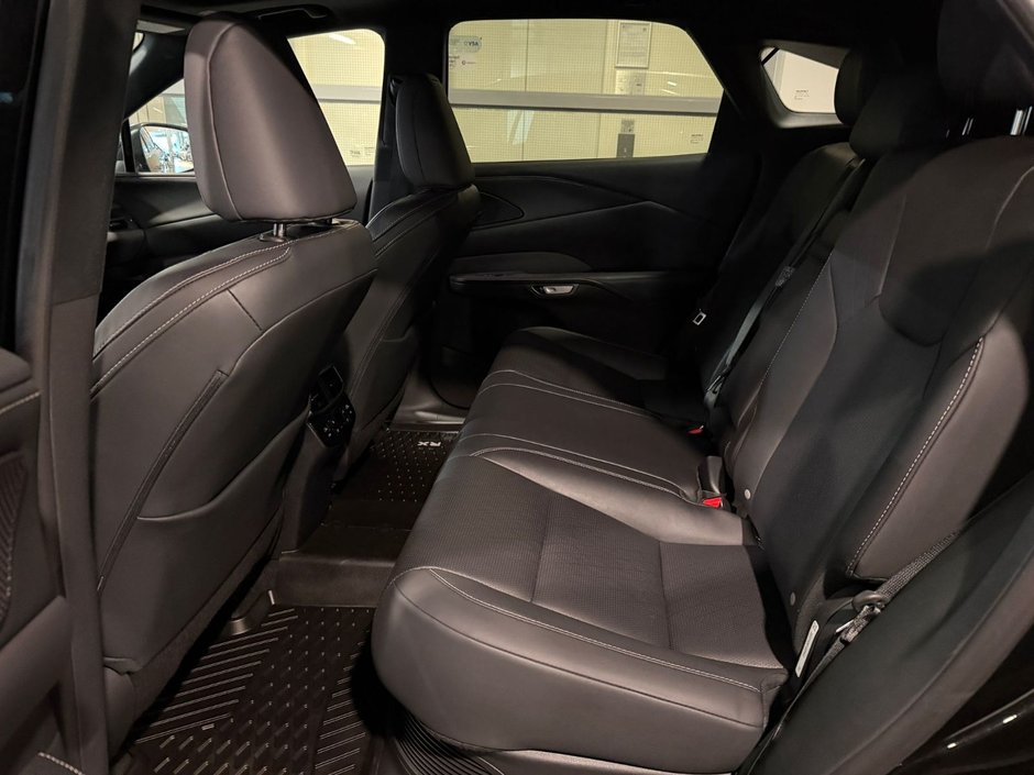 2023 Lexus RX 350h Ultra Luxury-9