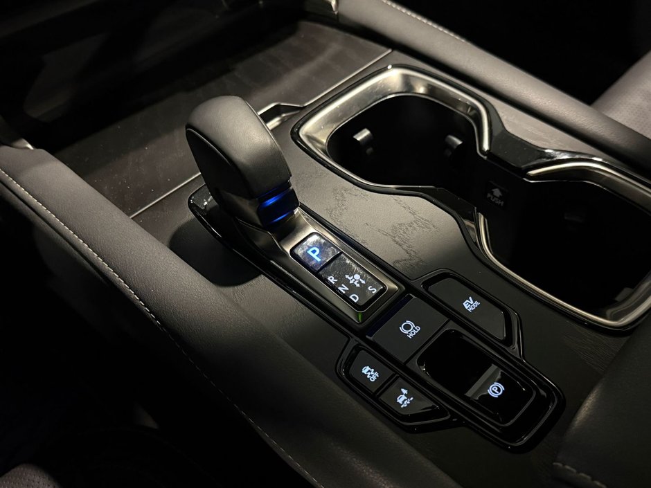 2023 Lexus RX 350h Ultra Luxury-13