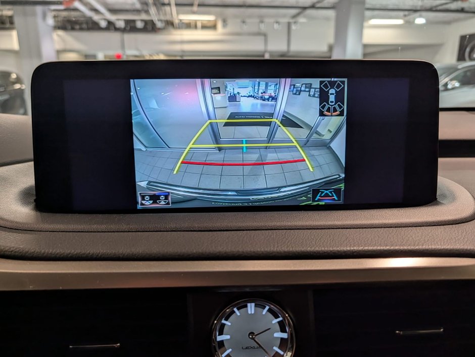 2022 Lexus RX 450h AWD LUXURY-17