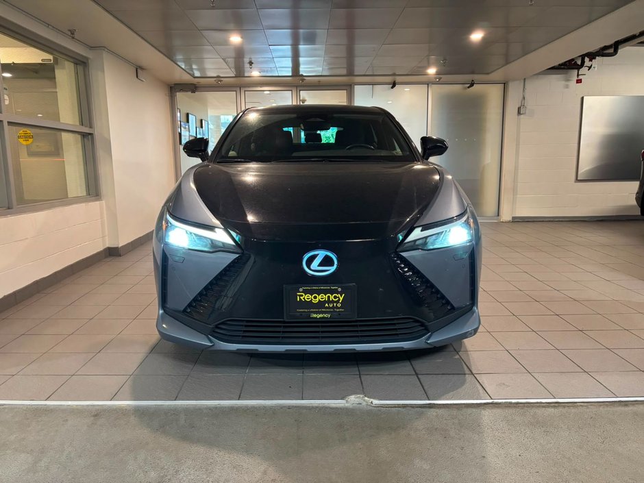 2023 Lexus RZ 450e-1