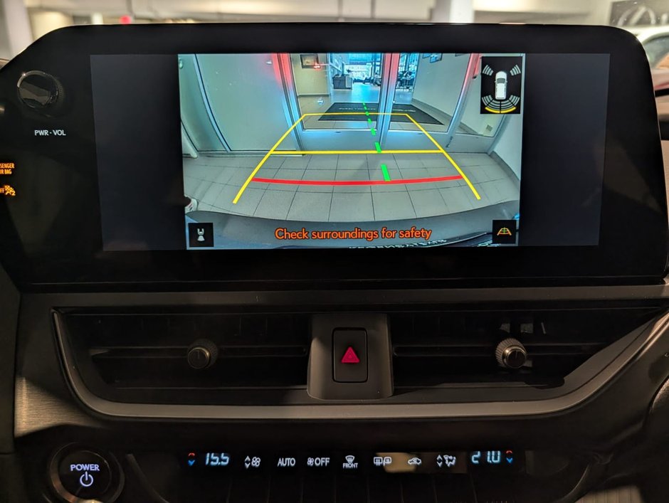 2024 Lexus UX 250h AWD F Sport 2-17