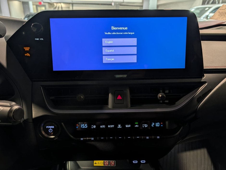 2024 Lexus UX 250h AWD F Sport 2-16