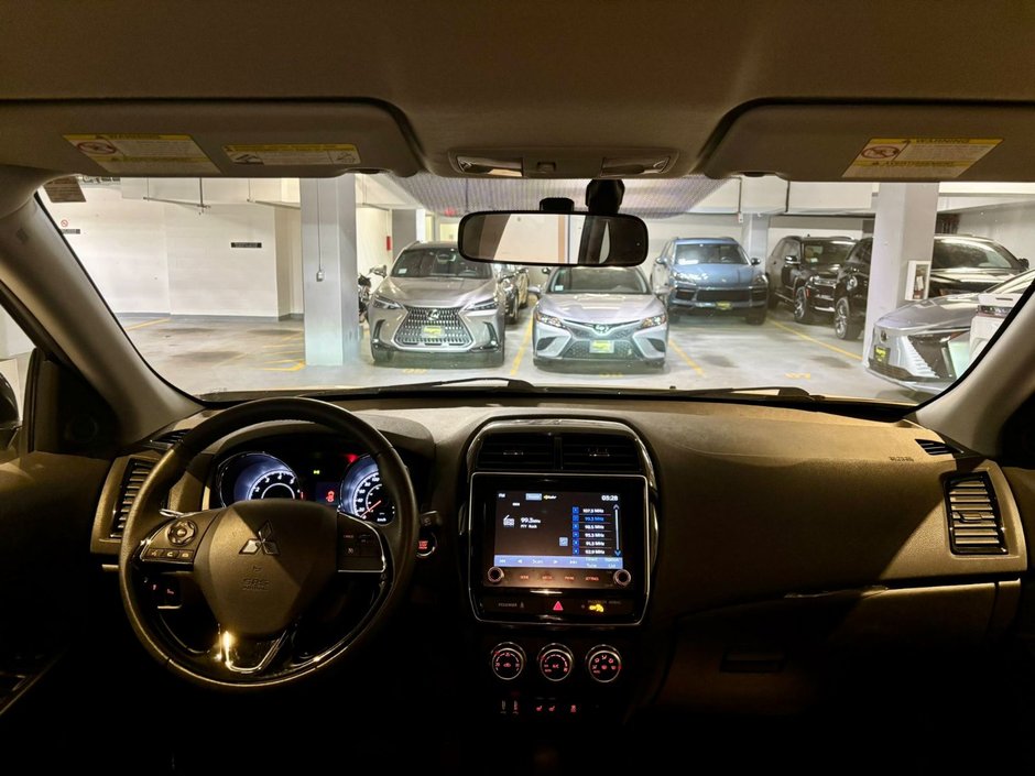 2022 Mitsubishi RVR SE-4