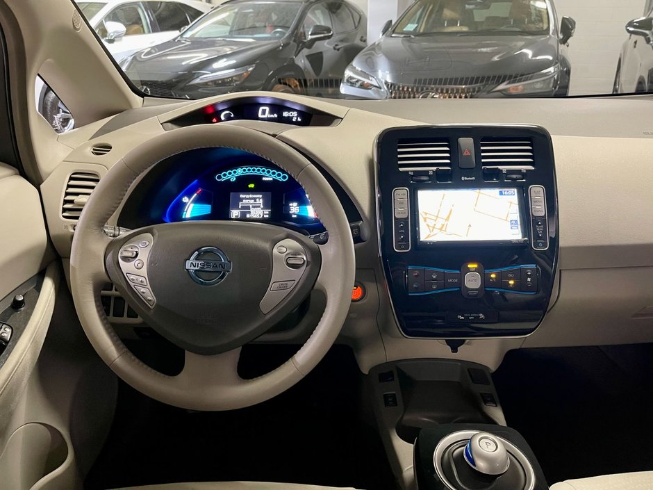 2012 Nissan Leaf SV-13