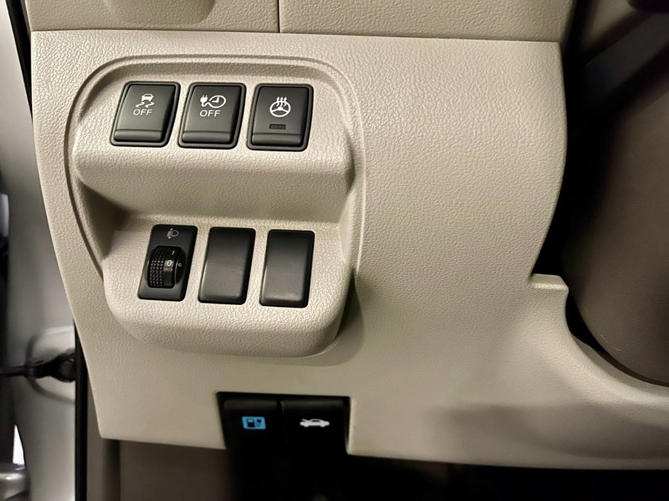 2012 Nissan Leaf SV-20