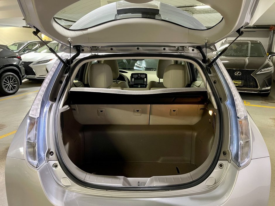 2012 Nissan Leaf SV-10