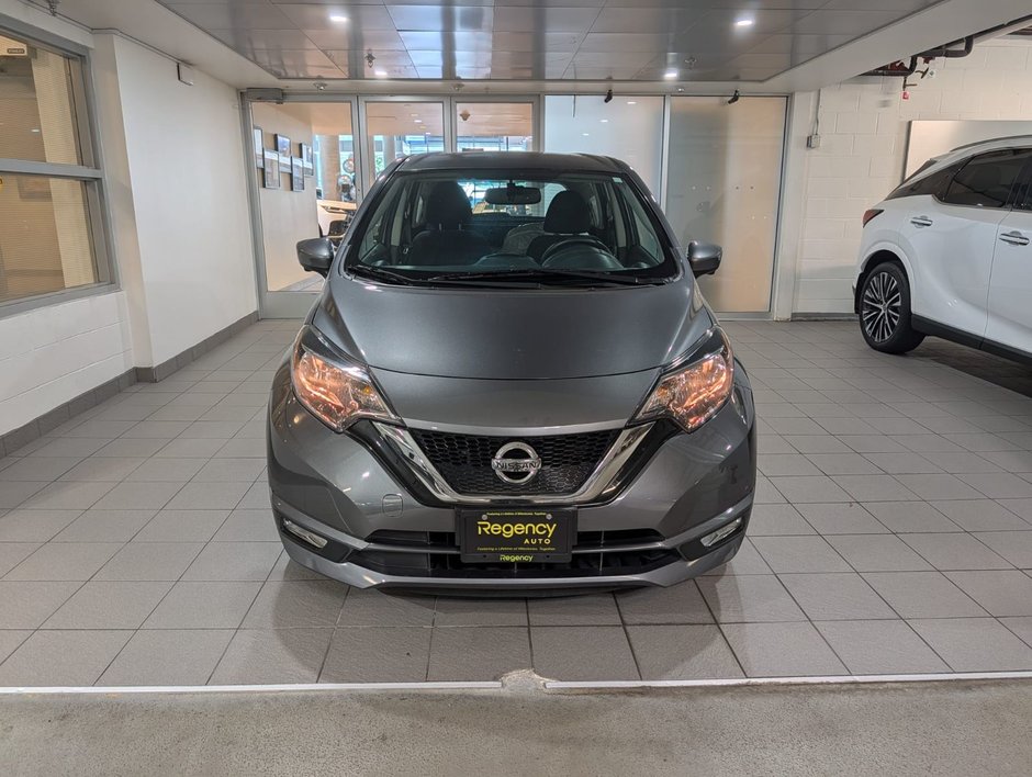 2017 Nissan Versa NoteS-1