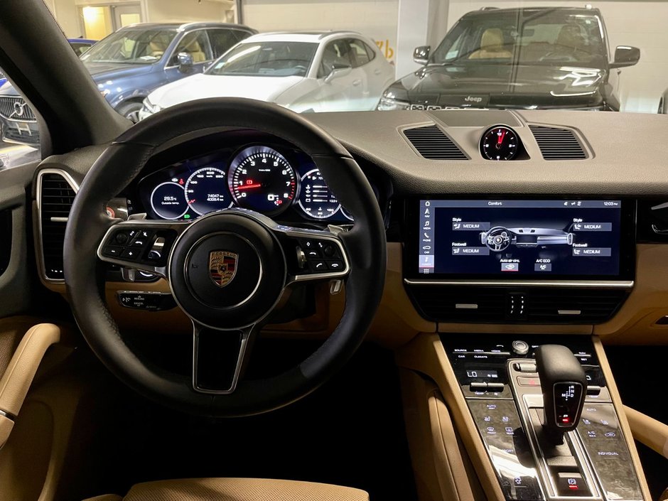 2019 Porsche CayenneBase-14