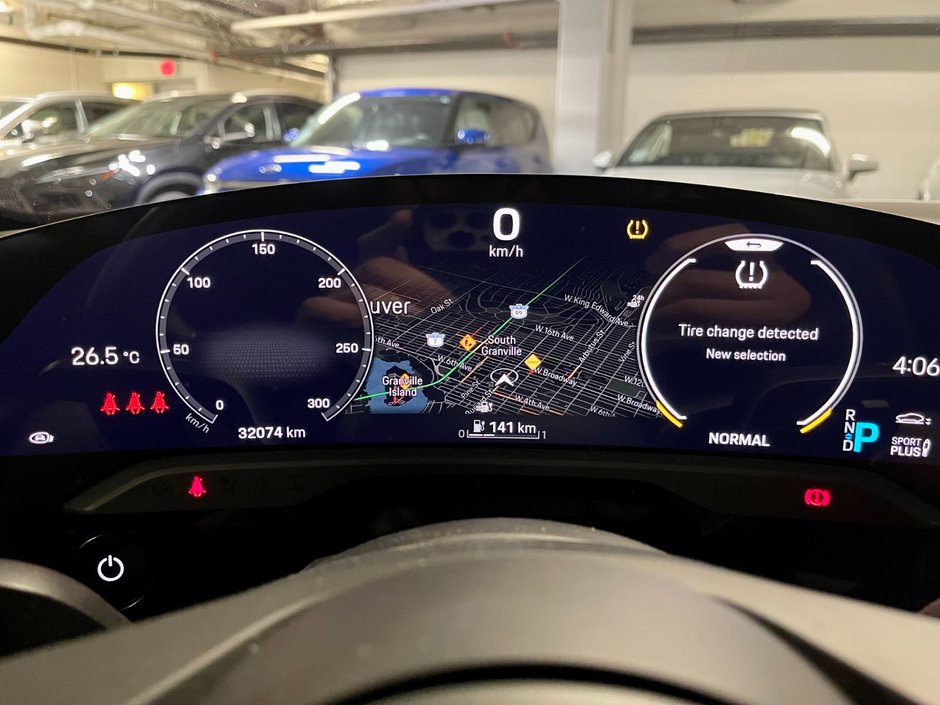 2020 Porsche TAYCAN 4S-17