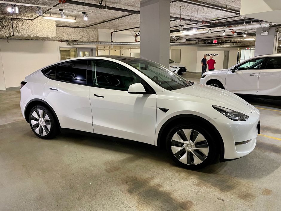 2022 Tesla Model Y DUAL MOTOR LONG RANGE-3