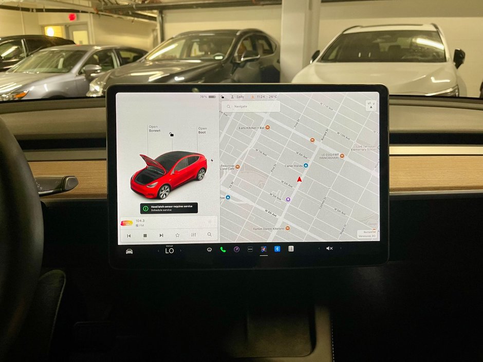 2022 Tesla Model Y DUAL MOTOR LONG RANGE-18