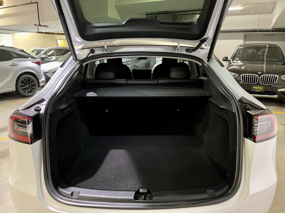 2023 Tesla Model Y Long Range-11