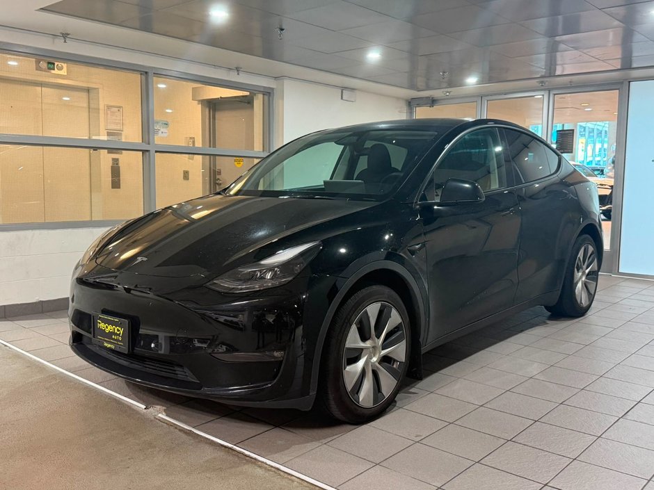 2024 Tesla Model Y Long Range AWD-0