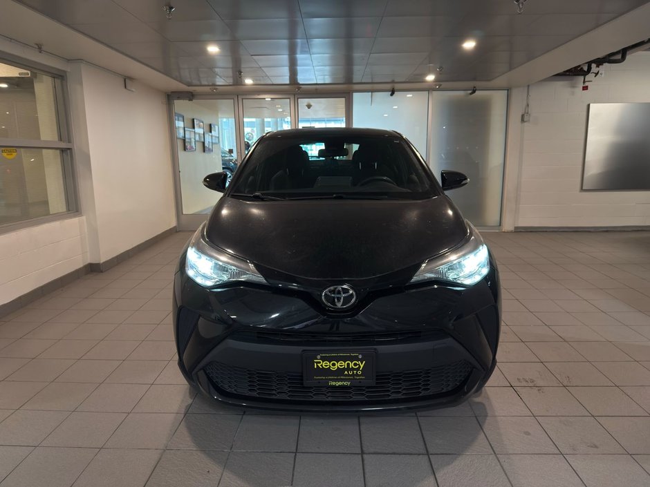 2021 Toyota C-HR XLE Premium-1