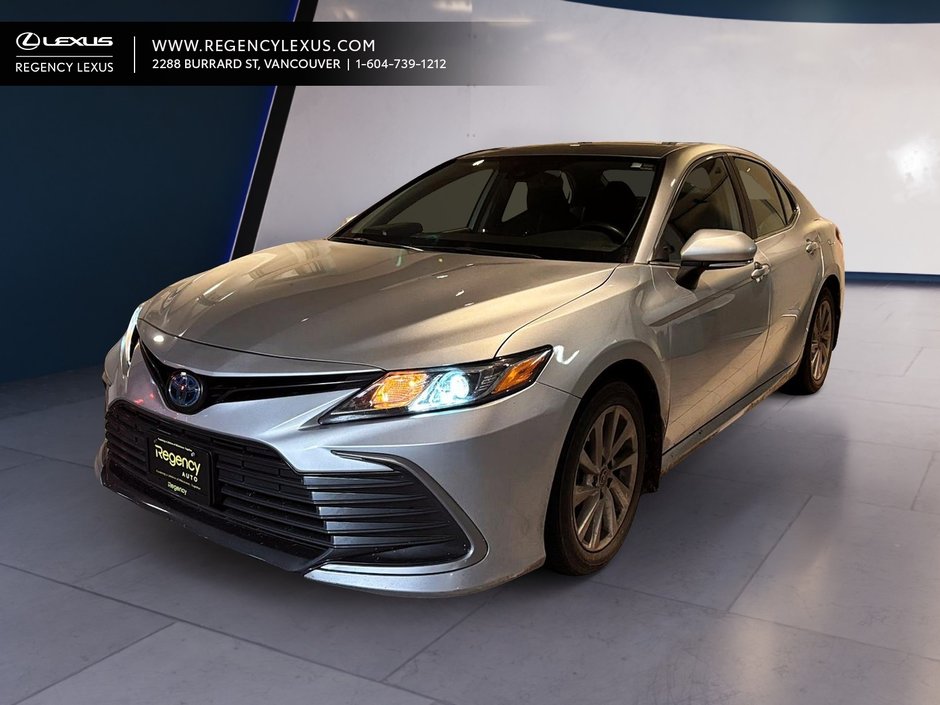 2022 Toyota Camry Hybrid LE-0