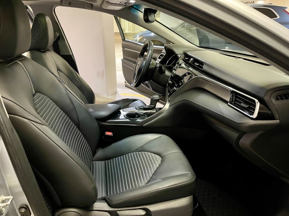 2018 Toyota CamryL-7