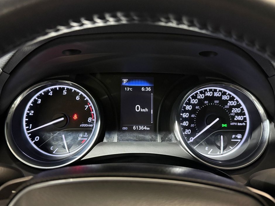 2020 Toyota CamrySE SE-10