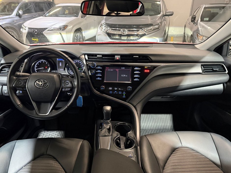 2020 Toyota CamrySE SE-8