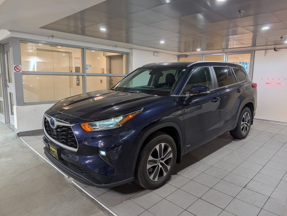 2023 Toyota Highlander Hybrid XLE AWD Hybrid XLE-0