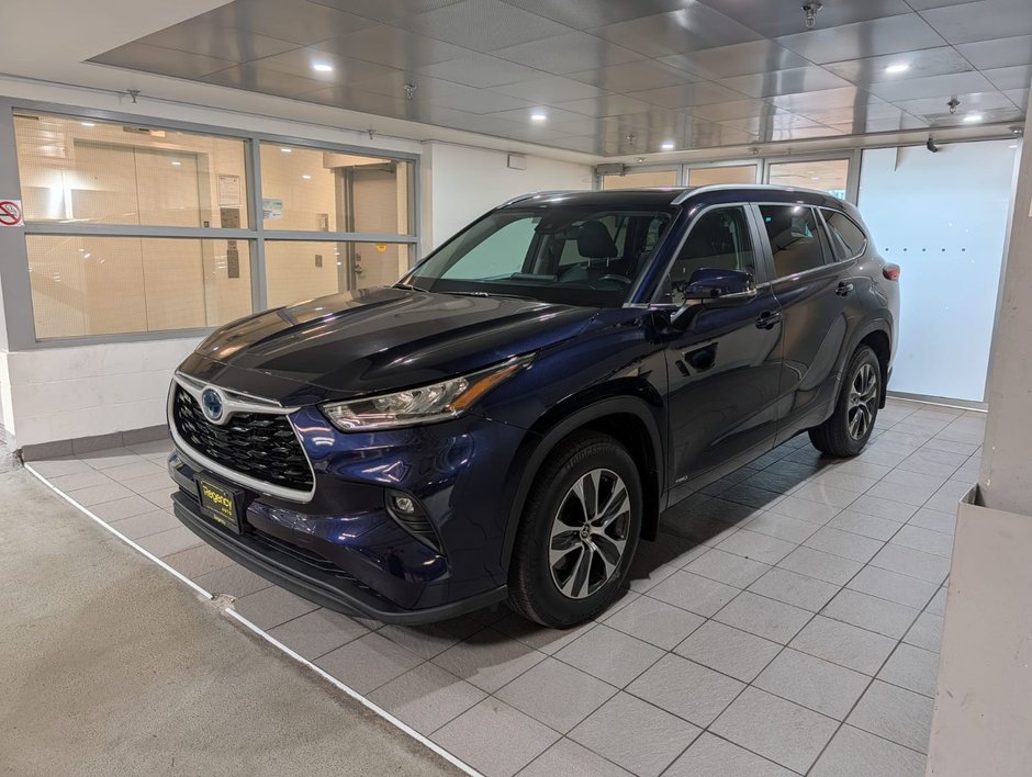 2023 Toyota Highlander Hybrid XLE AWD Hybrid XLE-0