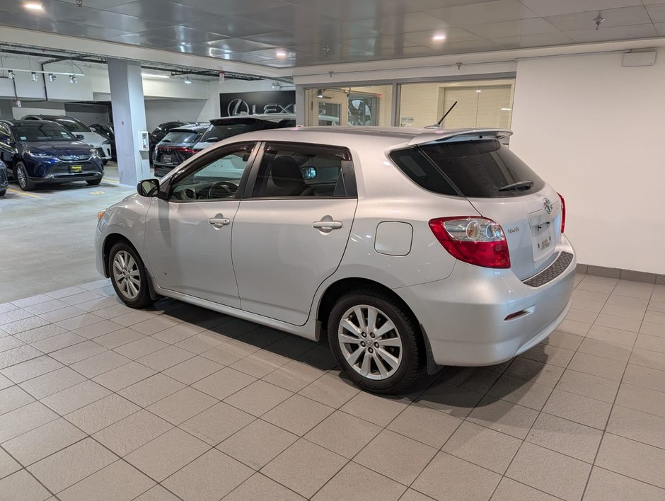 2010 Toyota Matrix-2