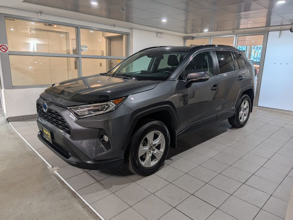 2021 Toyota RAV4 Hybrid XLE AWD-0