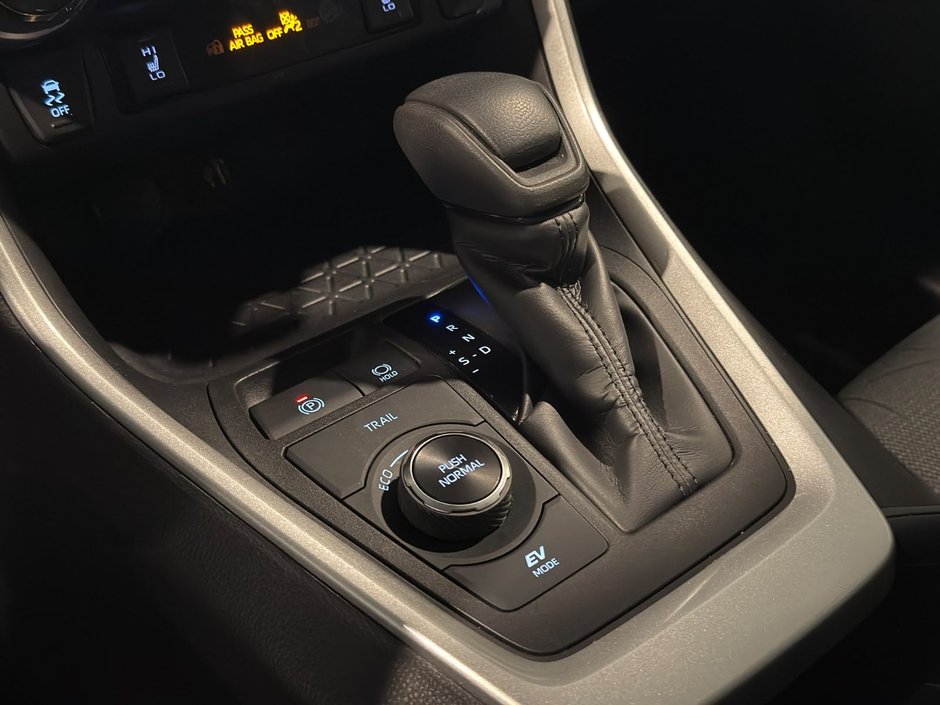 2024 Toyota RAV4 Hybrid XLE AWD XLE-12