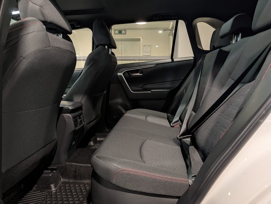 2024 Toyota RAV4 Prime SE SE-7