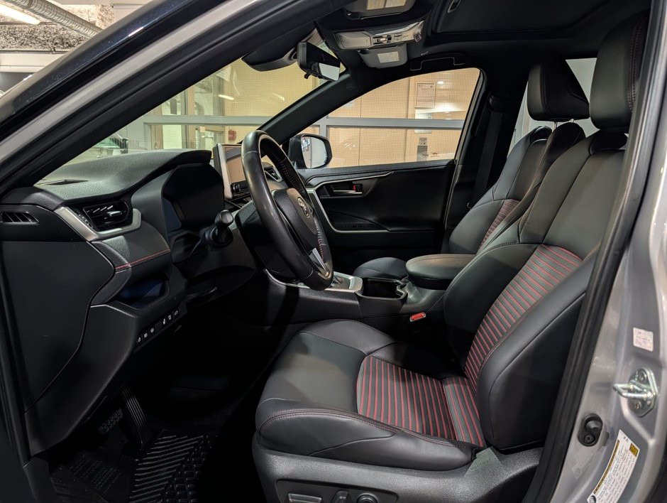 2023 Toyota RAV4 Prime XSE AWD-12