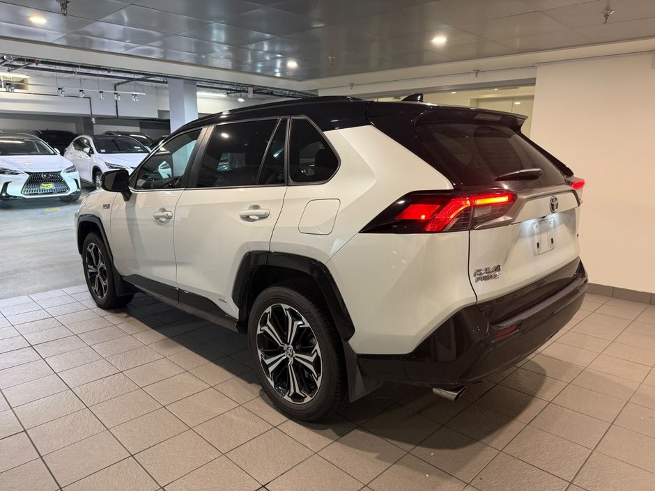 2024 Toyota Prius Prime XSE TECH-2