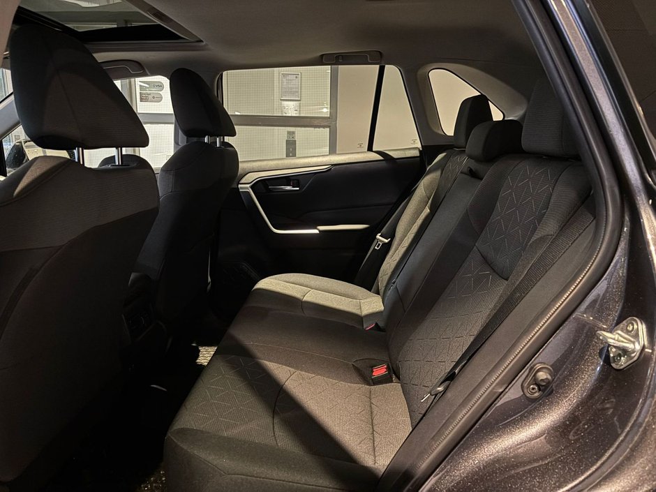 2021 Toyota RAV4 XLE AWD XLE-5