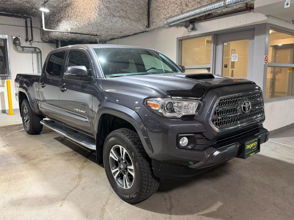 2017 Toyota Tacoma 4x4 Double Cab 6A 1 OWNER / TRD 4X4 SPORT / TOYOTA SERVICED-3