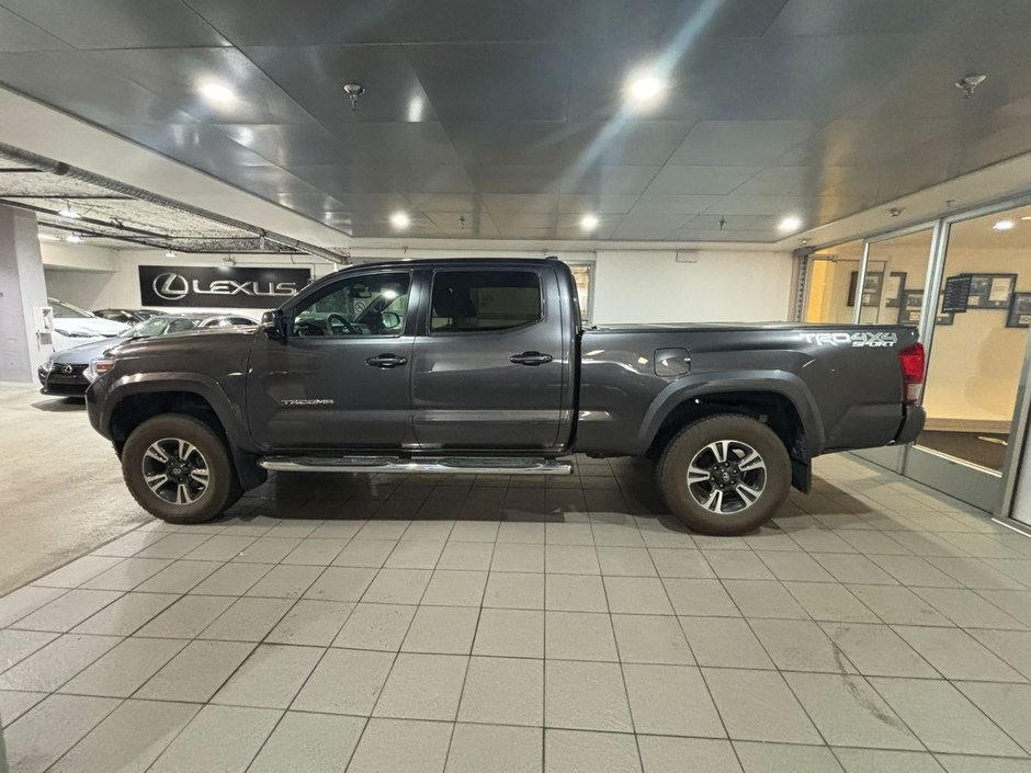 2017 Toyota TacomaSR5-2