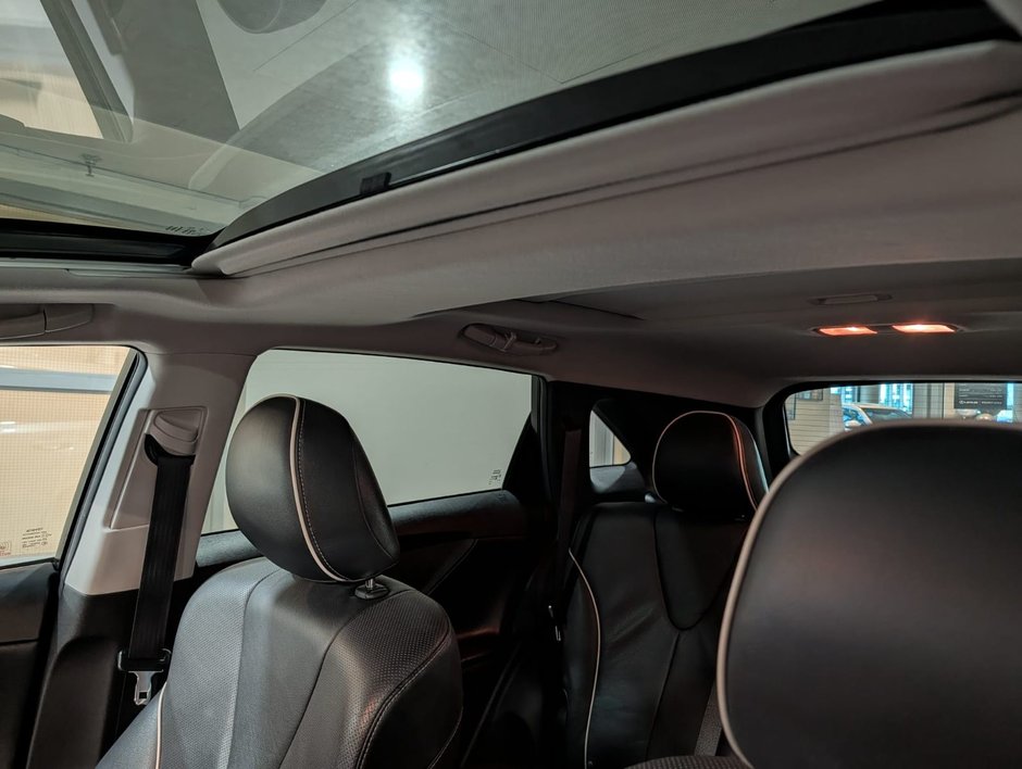 2016 Toyota Venza AWD-18