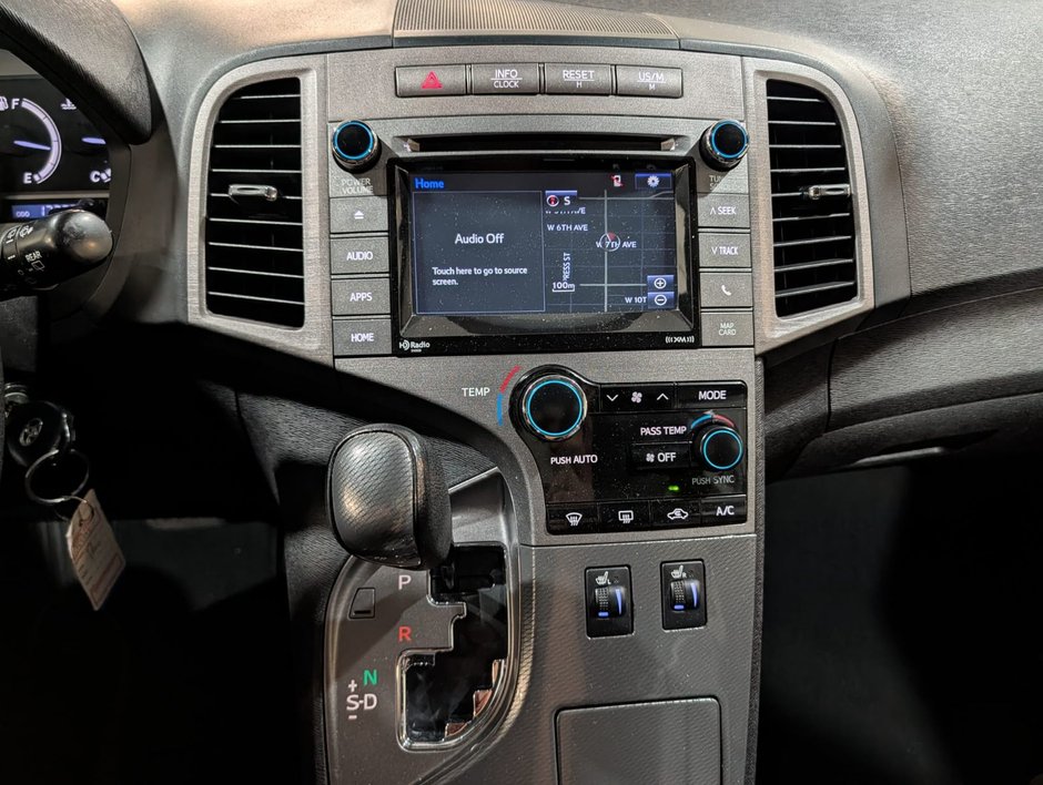 2016 Toyota Venza AWD-16