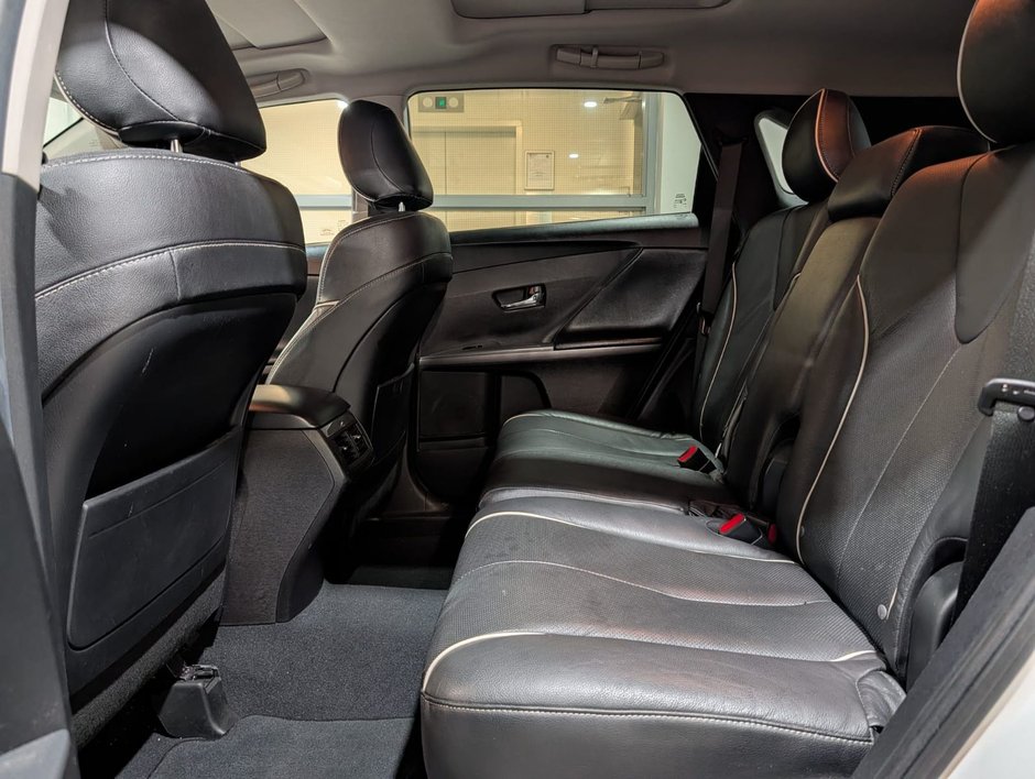 2016 Toyota Venza AWD-9