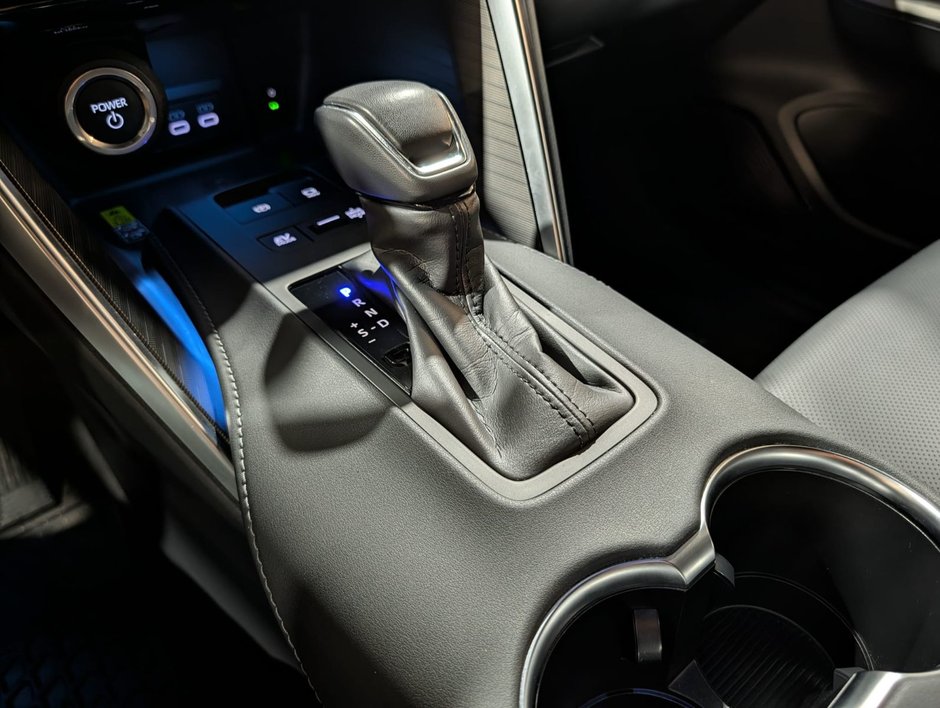 2023 Toyota Venza XLE AWD-13