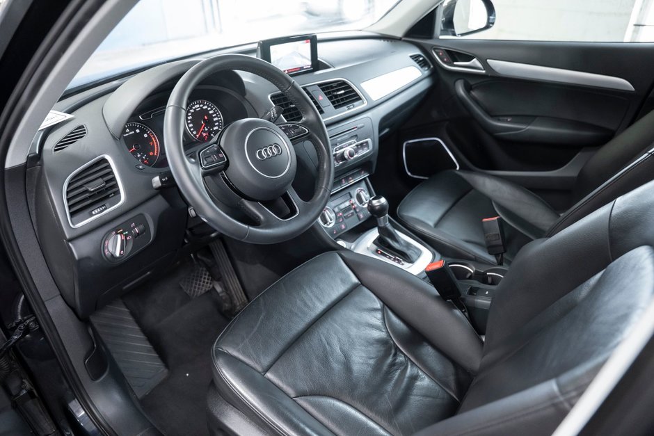 2015 Audi Q3 Technik-5