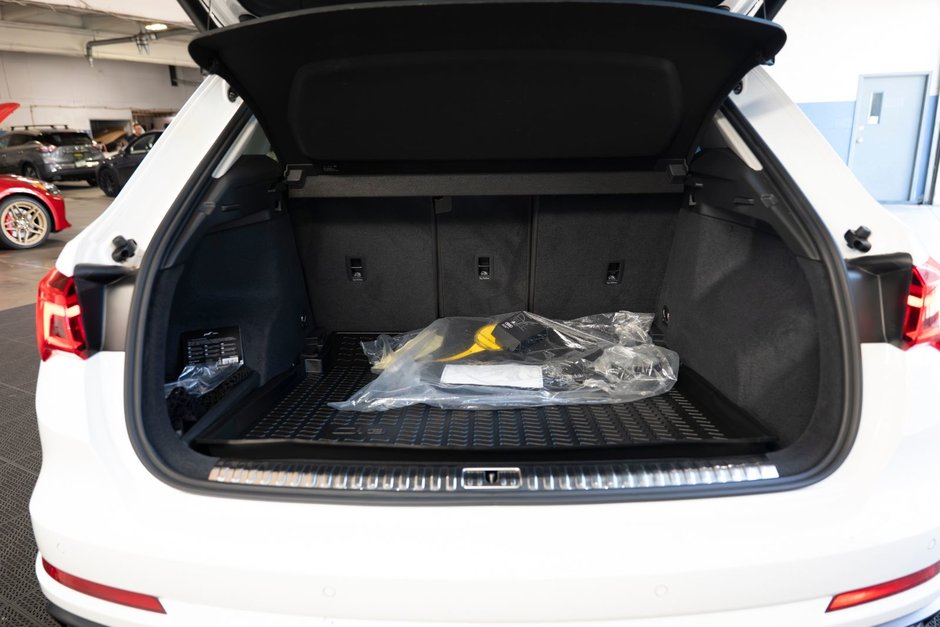2021 Audi Q3 Technik-13
