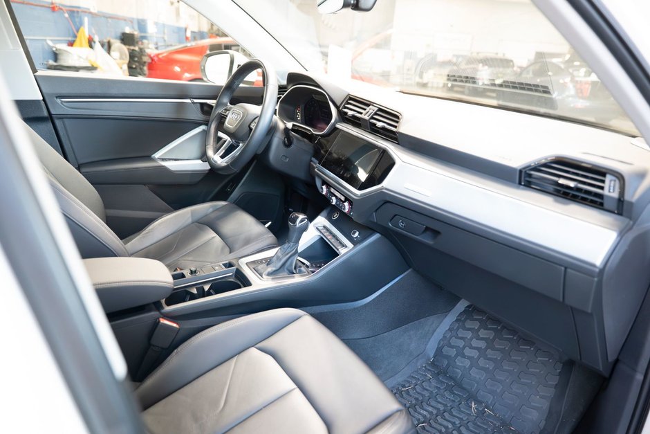 2021 Audi Q3 Technik-15
