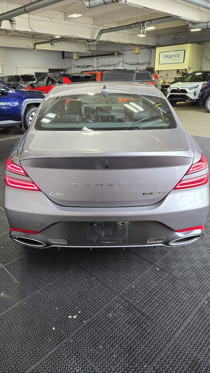 2023 GENESIS G70 Sport Prestige 3.3T Sport-3