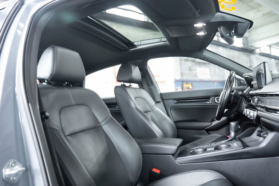 2022 Honda Civic SPORT TOURING-19