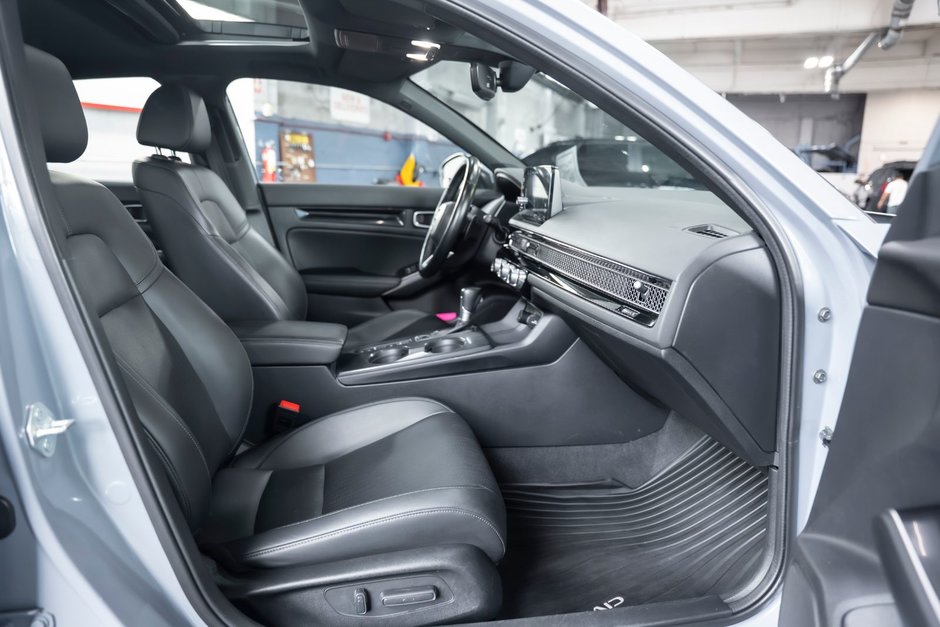 2022 Honda Civic SPORT TOURING-18