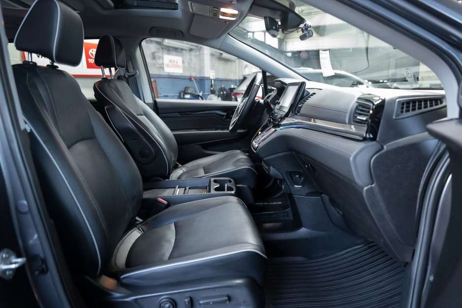 2024 Honda Odyssey Touring-19