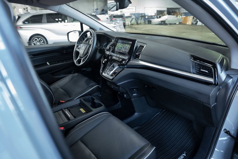 2024 Honda Odyssey Touring-18